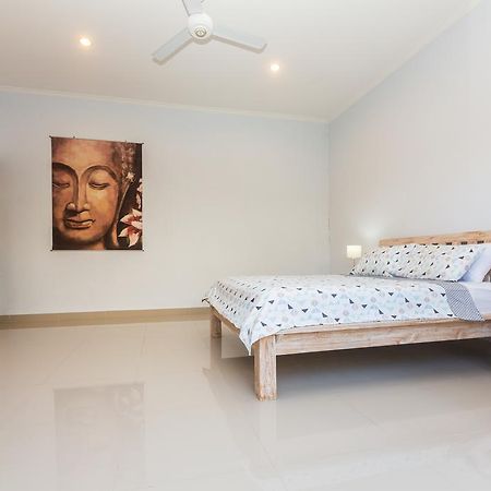 Castro Villa Seminyak Exterior foto