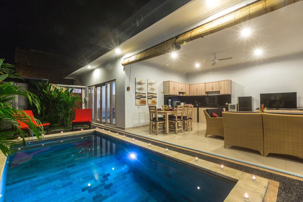 Castro Villa Seminyak Exterior foto